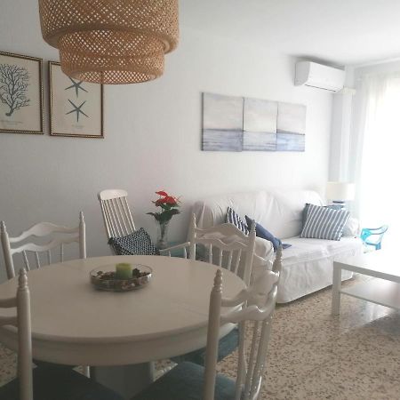 Piso Familiar Con Piscina Y Aparcamiento En Torre Del Mar - Edificio Ronda I 아파트 외부 사진